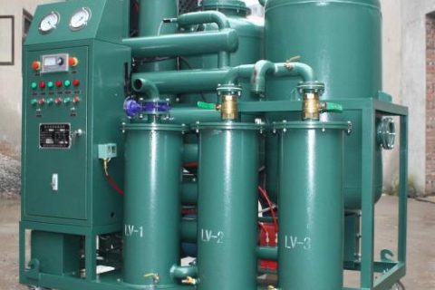 滤油机润滑油多久替换一次？？？？？？？